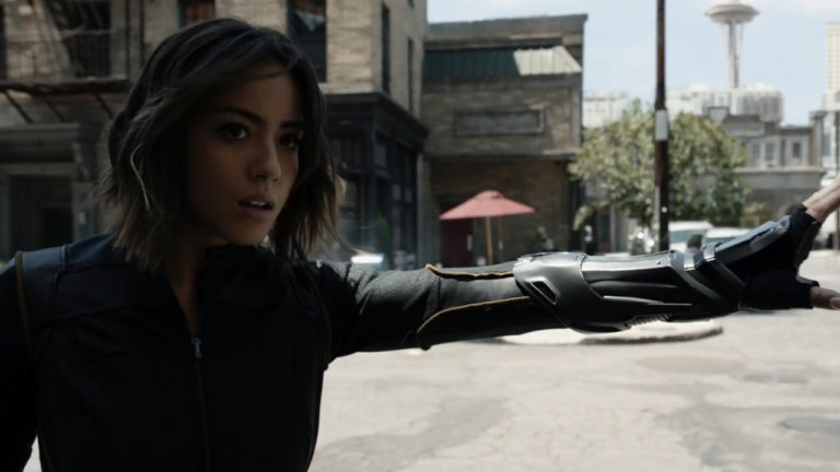 TENSO! | Atriz de Agents of SHIELD faz duras críticas à Marvel!