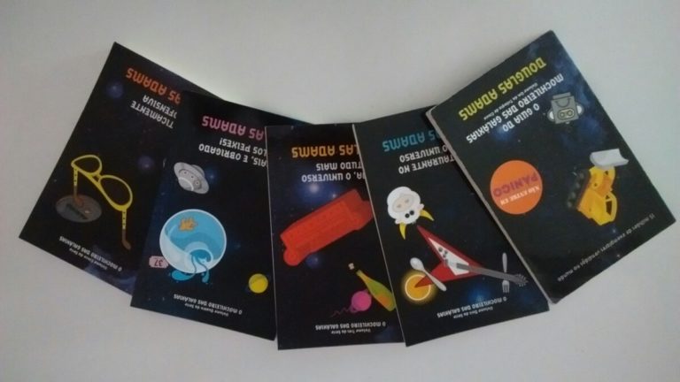 Conheça todos os livros de Douglas Adams já publicados no Brasil