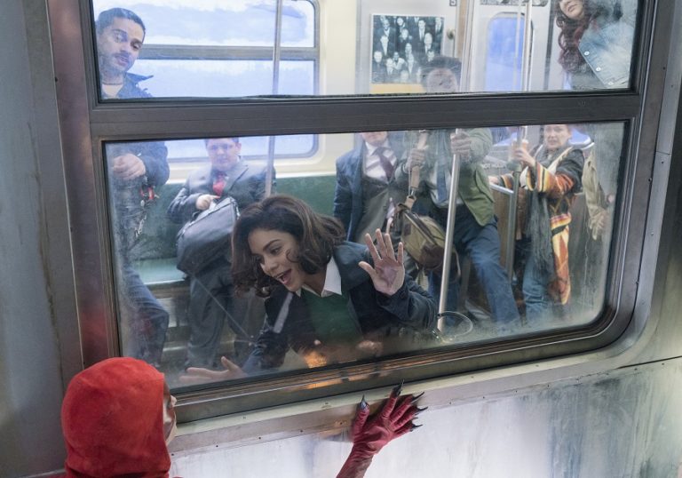 Powerless |Série de comédia envolvendo super-heróis ganha primeiras imagens oficiais