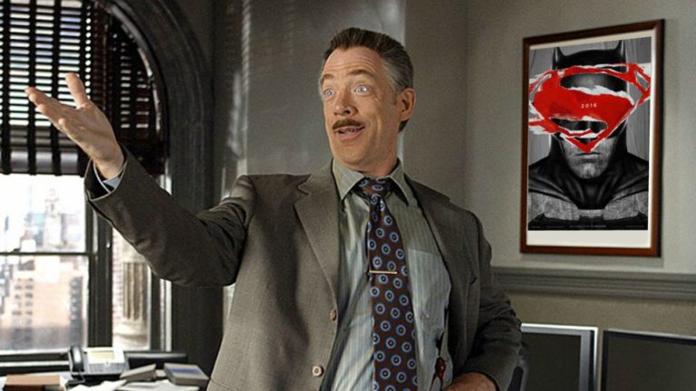 Comissário Gordon | J.K. Simmons aparece com visual surpreendente