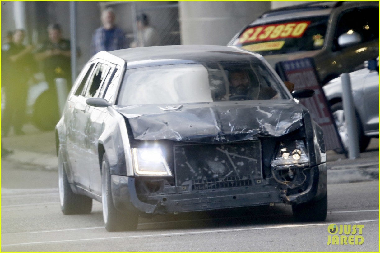 hugh-jackman-escapes-bullett-ridden-limo-for-wolverine-3-05