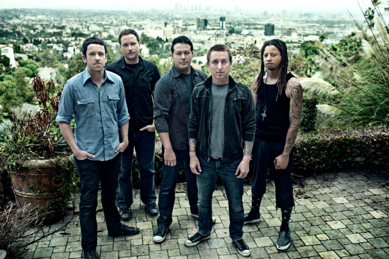 Yellowcard anuncia fim da banda com o videoclipe “Rest In Peace”
