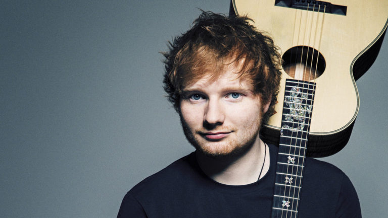 Ele Voltou! | Ed Sheeran participa de festival na Inglaterra