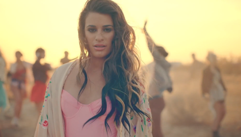 Lea Michele | Cantora revela detalhes sobre seu segundo álbum