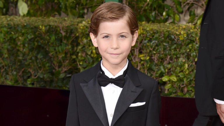 Jacob Tremblay aparece irreconhecível na primeira foto da adaptação de Extraordinário
