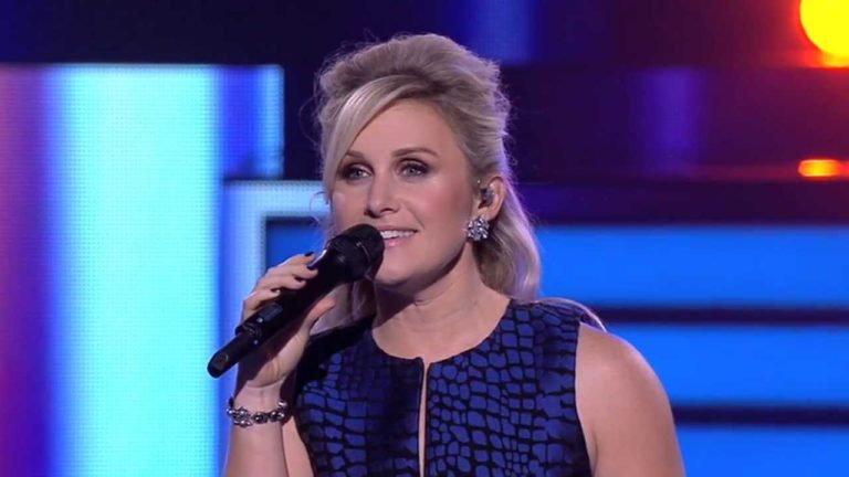 9 participantes gringos cantando músicas brasileiras no The Voice
