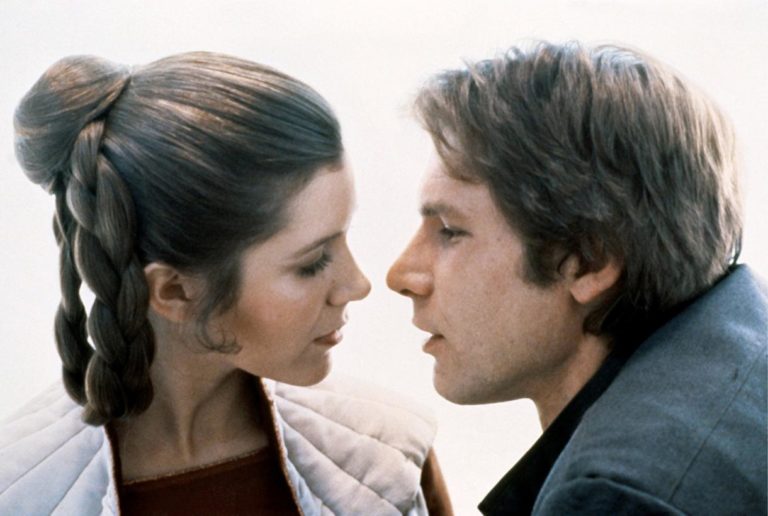 Carrie Fisher revela que fumava maconha com Harrison Ford no set de Star Wars