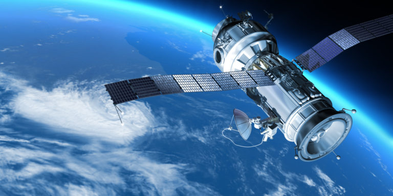 Satélite abandonado no espaço em 1967 volta a transmitir sozinho