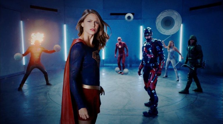 Supergirl, Flash, Arrow e Legends combatem aliens em novo teaser do crossover
