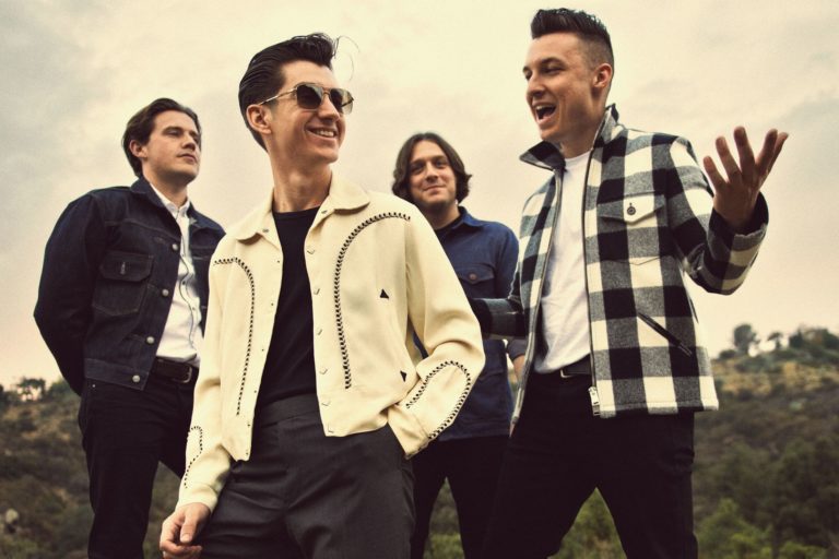 Arctic Monkeys | Banda confirma que estão de volta a Sheffield para trabalhar em novo álbum!