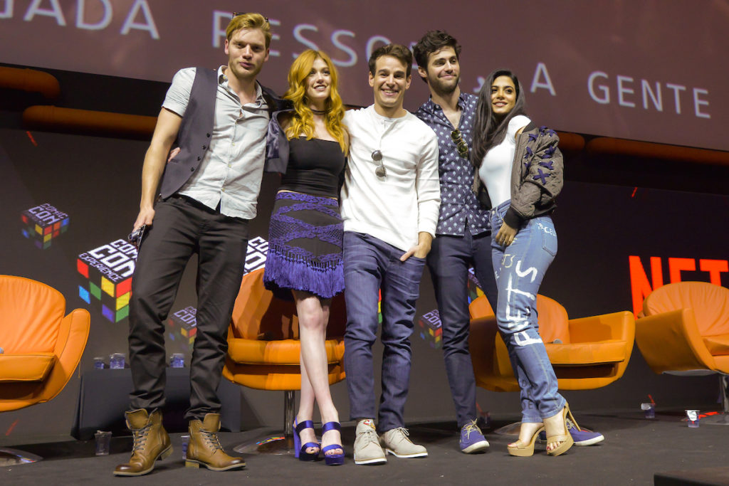 São Paulo, 4 de dezembro de 2016. Cobertura do evento CCXP 2016 no São Paulo EXPO. Superpainel da Netflix com diversos convidados, material nunca visto antes e estréias. FOTOS: Daniel Deak