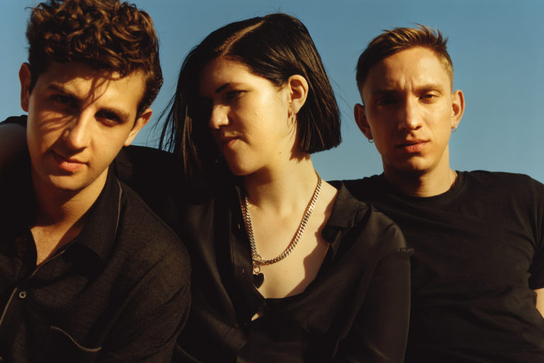 Ouça a música nova do The XX: ‘Say Something Loving’!