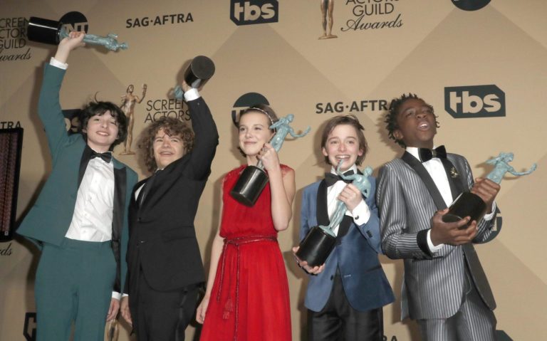 Tem Stranger Things, Emma Stone e muito mais | Confira os vencedores do SAG Awards 2017
