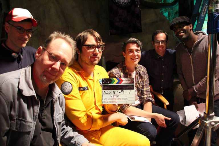 Mystery Science Theater 3000: Netflix divulga data de estreia e primeira foto da série