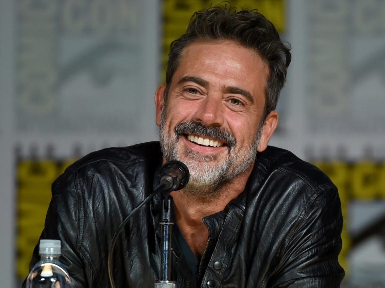 Ator de The Walking Dead fez tatuagem em homenagem ao seu cachorro