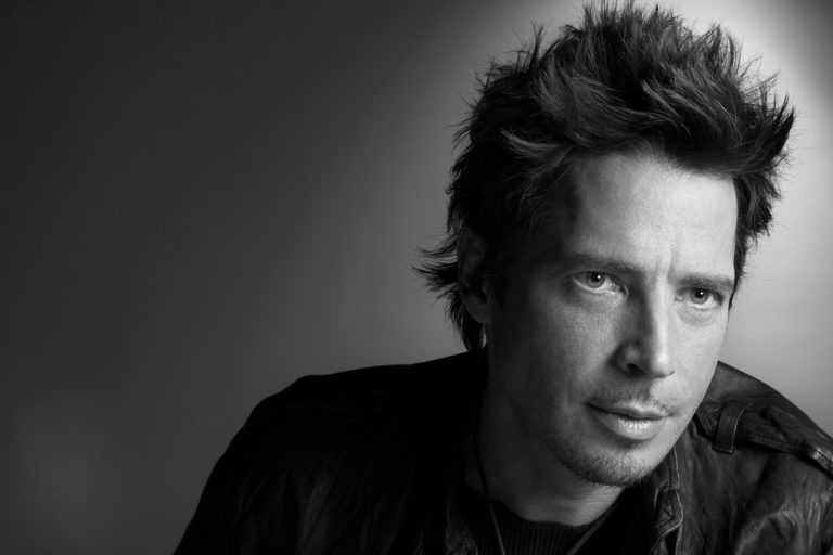 SEM ACREDITAR!! | Chris Cornell, vocalista do Audioslave e Sound Garden morre aos 52 anos