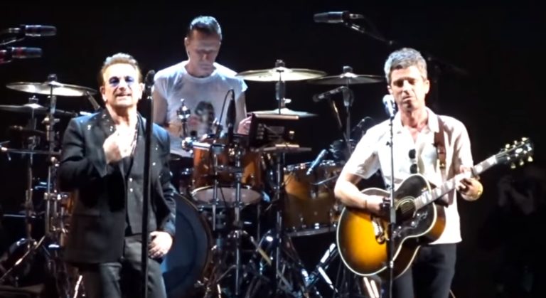 U2 e Noel Gallagher tocam Don’t Look Back In Anger juntos em show
