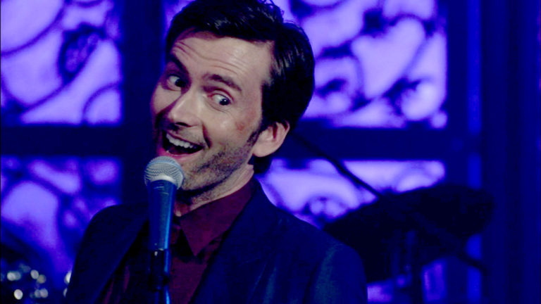 Jessica Jones | David Tennant retorna como Kilgrave na segunda temporada; confira primeira foto no set