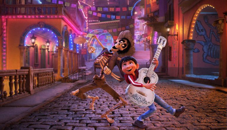 Com vocalista de Jota Quest, Disney divulga clipe musical de “Viva – A Vida é uma Festa”
