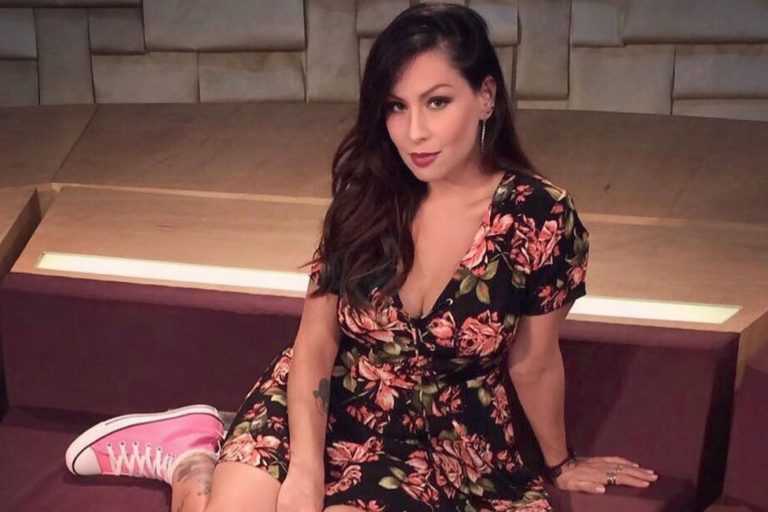 Ouça “Te Conecta” – novo single de Pitty!