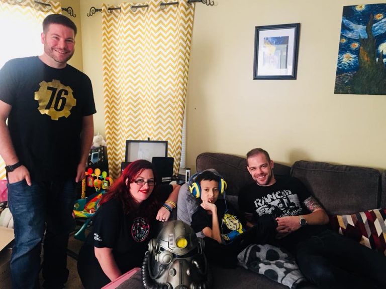 Bethesda envia presente de Fallout 76 para fã que perdeu a casa em incêndio