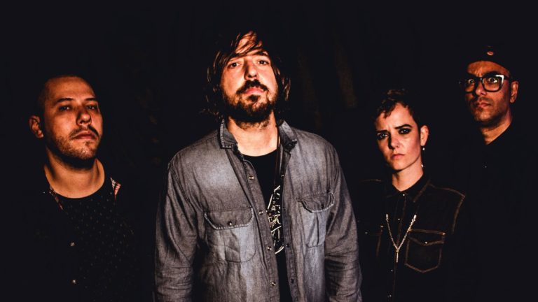Ex-integrantes do Charlie Brown Jr lançam novo single