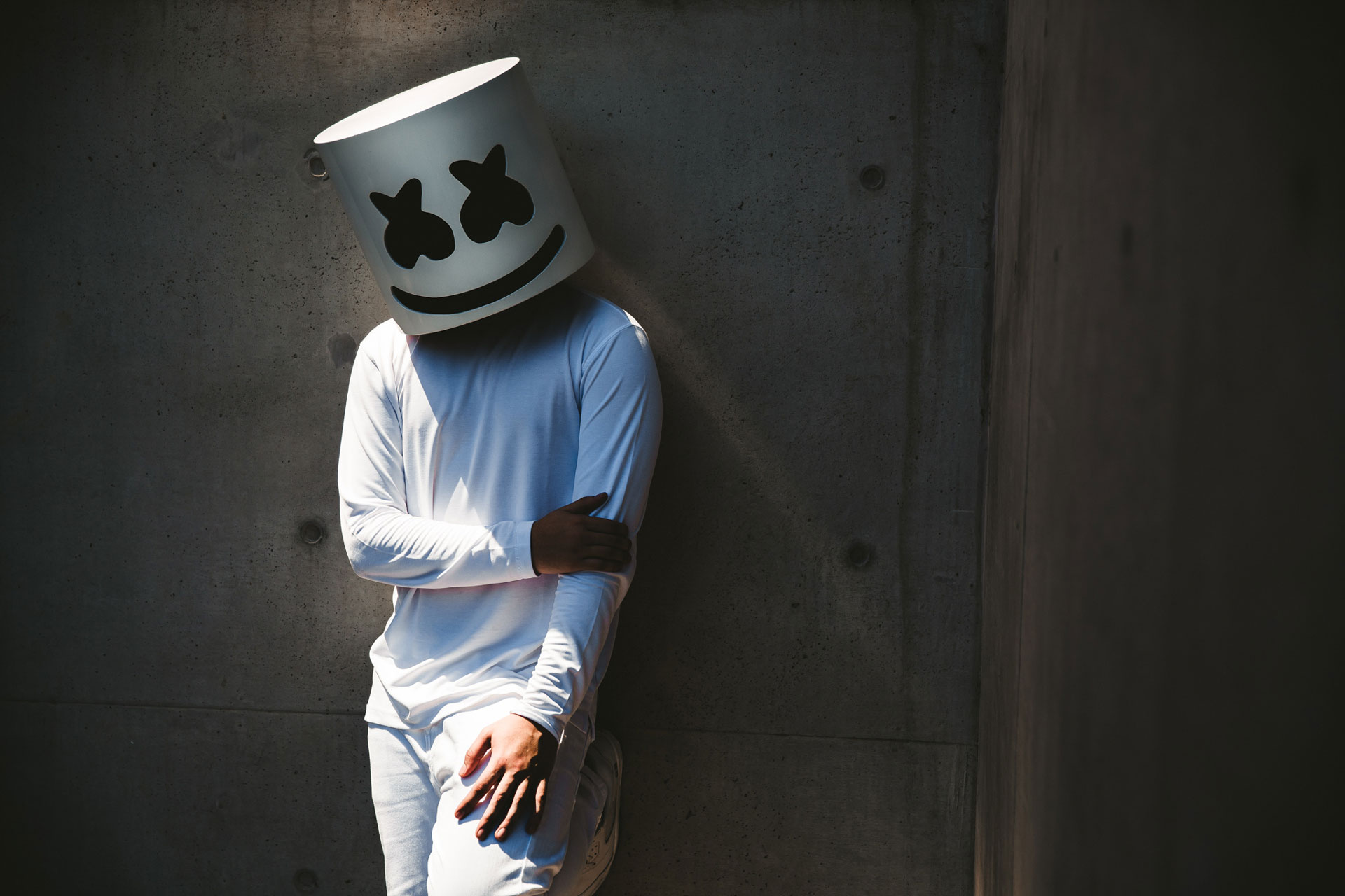 DJ Marshmello faz show dentro de Fortnite para mais de 15 milhões de pessoas – Confira o show completo;