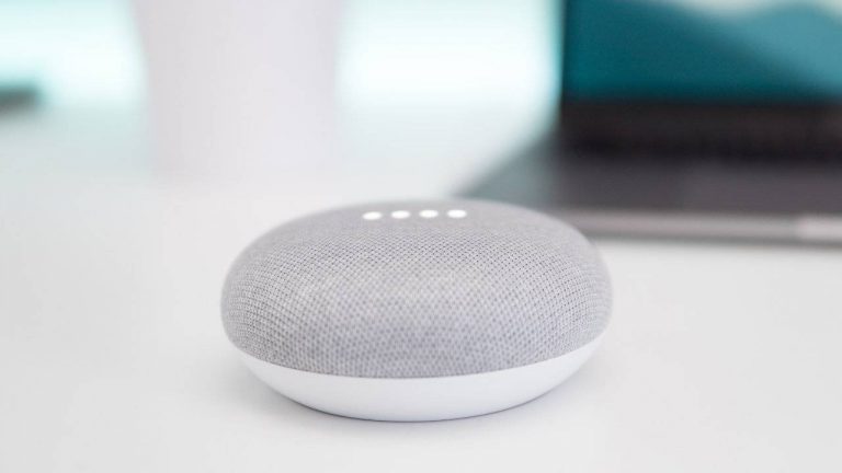 Google Nest Mini é oficializado no Brasil e já está disponível – confira preço e principais características!