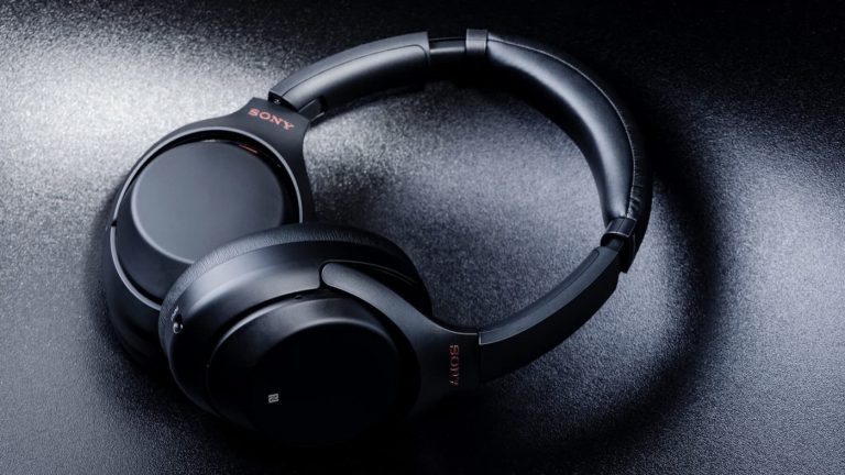Sony lança globalmente o novo headphone WH-1000XM4