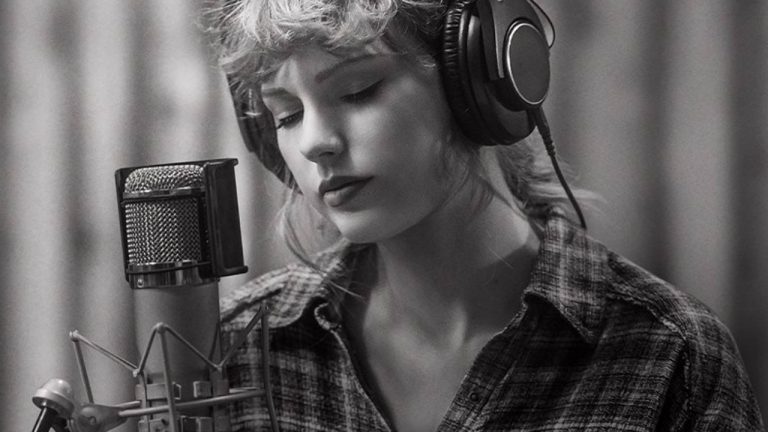 Novo álbum de Taylor Swift – intitulado Folklore –  estreia hoje exclusivamente no Disney+