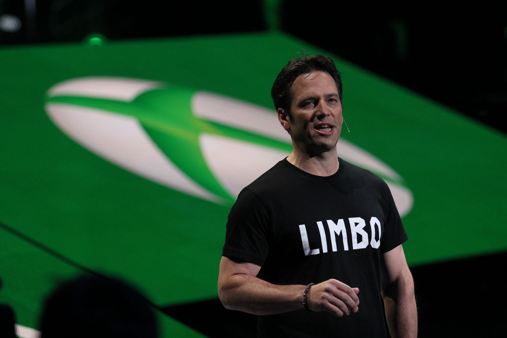 Phil Spencer acredita que teremos grandes jogos na nova geração do Xbox por conta da Bethesda