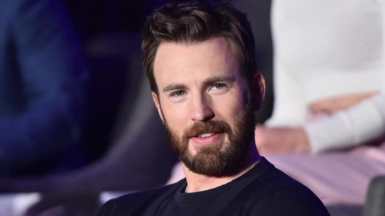 Em seu Twitter, Chris Evans indica que não sabe sobre possível retorno à Marvel