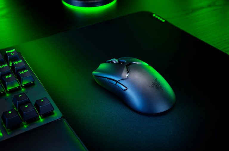 Razer anuncia Viper V2 Pro que promete leveza e alto padrão para jogos competitivos