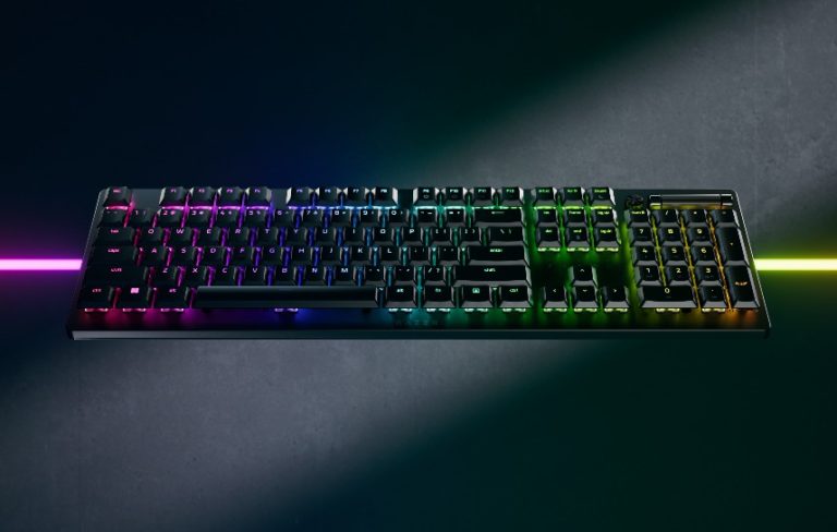 Razer lança linha de teclados gamer Deathstalker V2