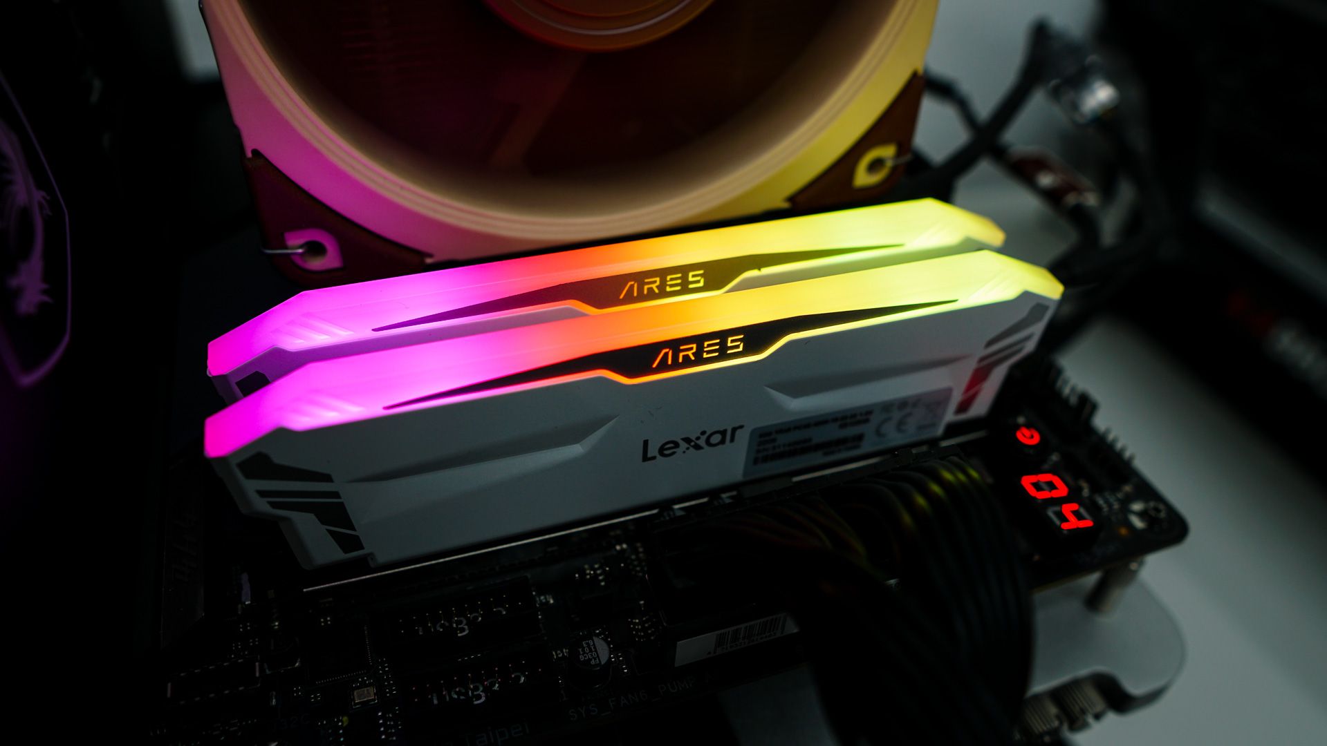 REVIEW | LEXAR ARES DDR4 RGB