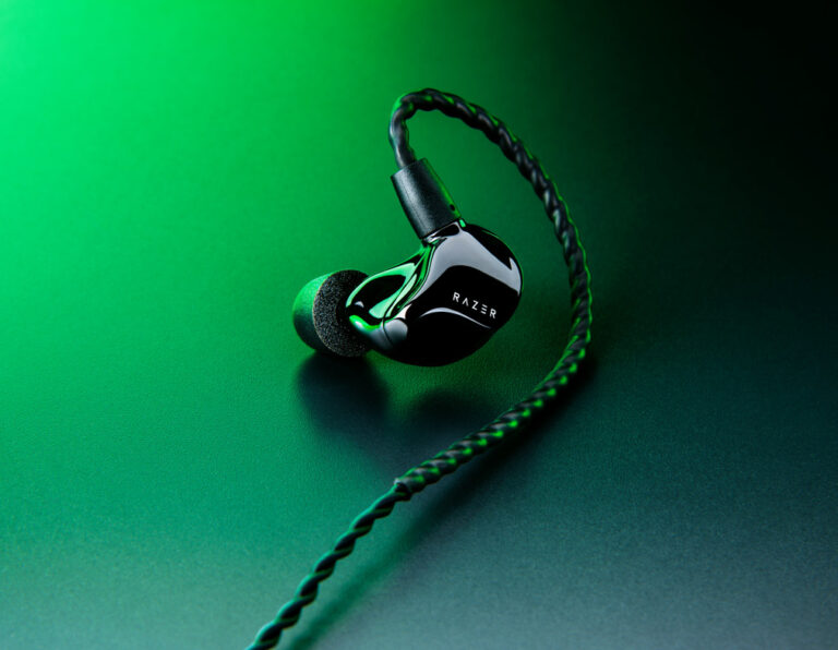 Razer lança Razer Moray, seu primeiro monitor de áudio intra-auricular para jogos e streaming