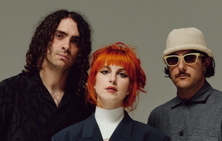 Paramore cancela show no Lollapalooza 2024 e novo headliner é anunciado