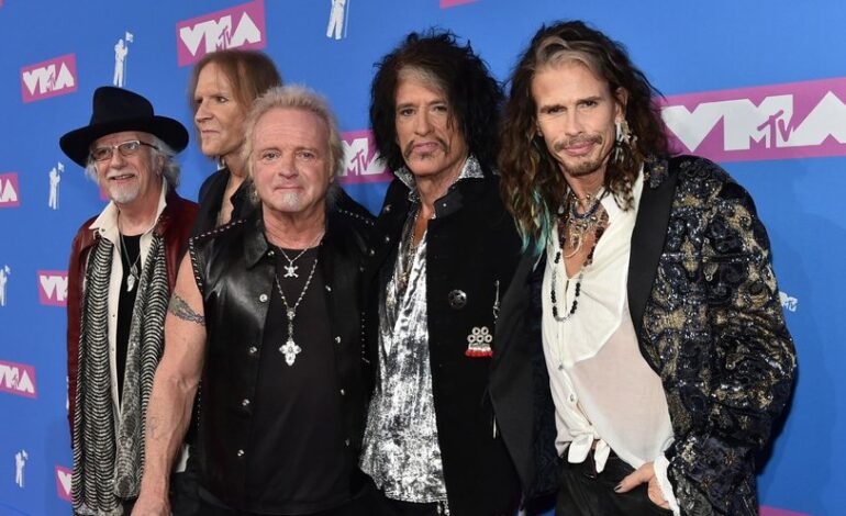 Aerosmith surpreende e retorna aos Palcos seis meses após o fim da banda