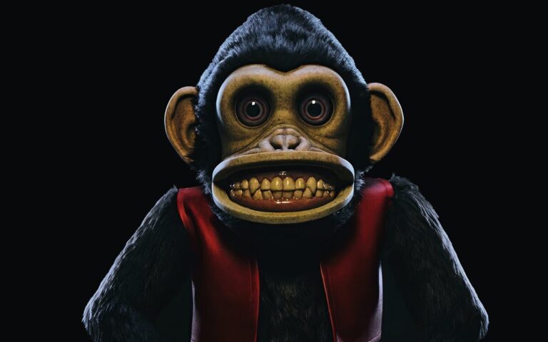 Diretor Osgood Perkins transforma conto de Stephen King “The Monkey” em comédia sombria com Theo James nos papéis principais