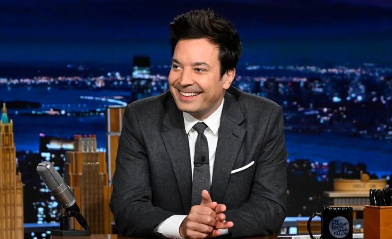 Jimmy Fallon faz piada com filme brasileiro “Ainda Estou Aqui” no The Tonight Show