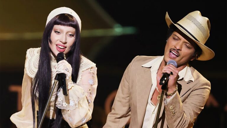 Lady Gaga e Bruno Mars prestam homenagem a Los Angeles no Grammy 2025 – Confira vídeo da apresentação