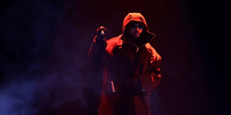 Grammy 2025: Após anunciar boicote ao Grammy, The Weeknd faz apresentação surpresa na premiação – Veja vídeo