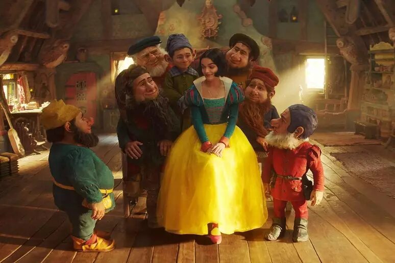 Projeção de bilheteria para estreia do novo filme de Branca de Neve surpreende