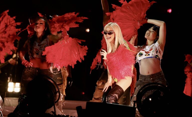 Christina Aguilera faz show inesquecível no Rio de Janeiro durante o CarnaUOL