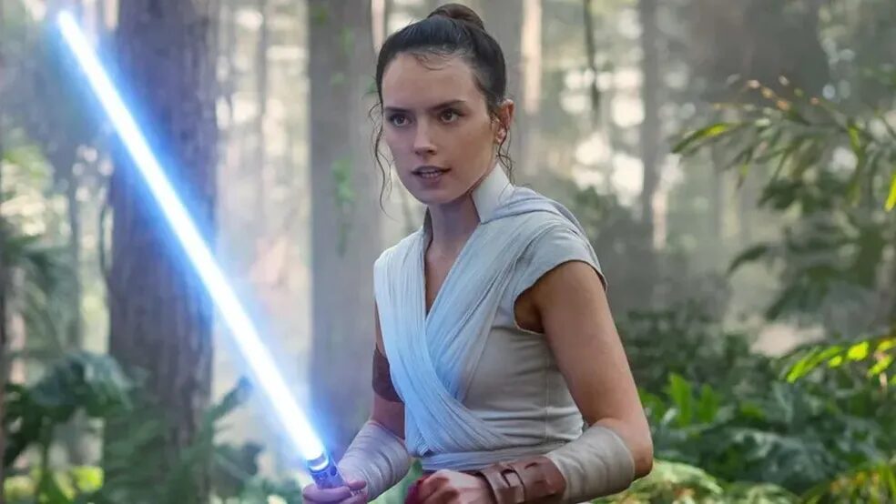 Daisy Ridley revela atualização desanimadora sobre novo filme de Star Wars