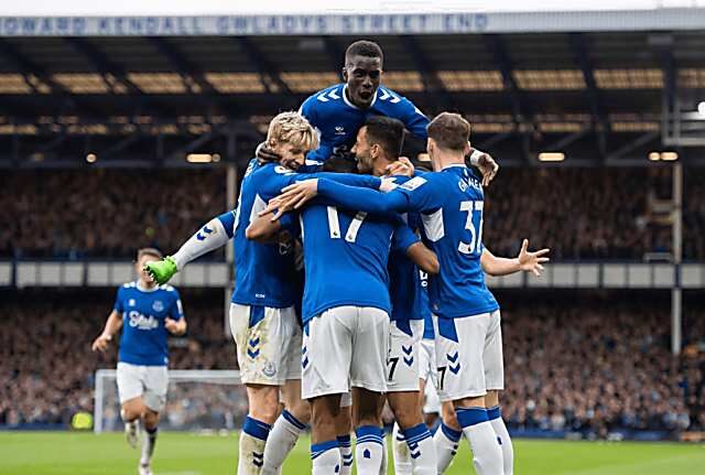 AO VIVO: Everton x West Ham hoje – Onde assistir, horário, escalações, palpites e odds (15/03)