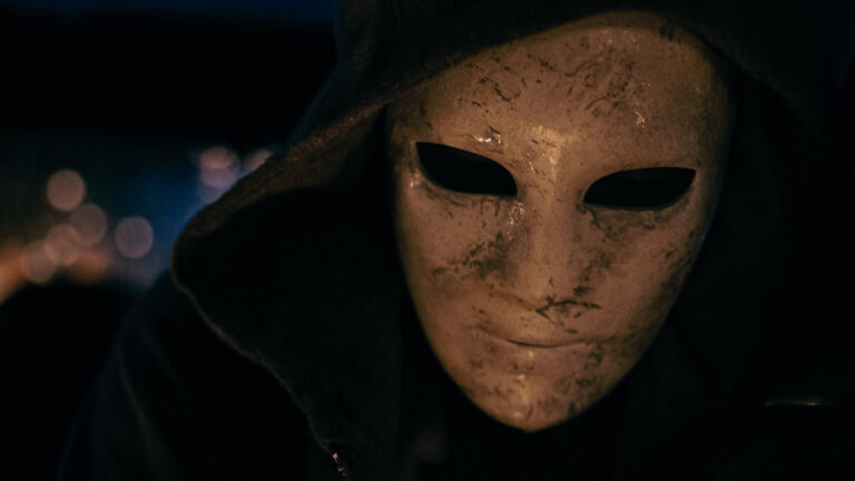 Melhores séries novas para maratonar em abril de 2025