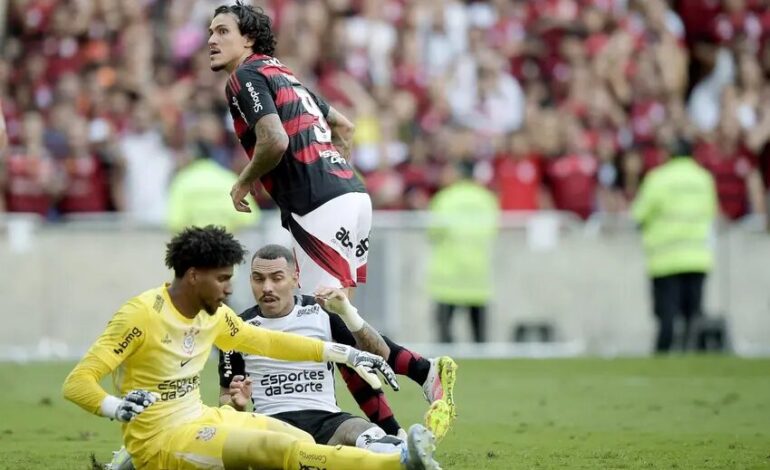Cruzeiro x Flamengo: Onde assistir ao vivo, horário e Escalações de hoje pelo Brasileirão