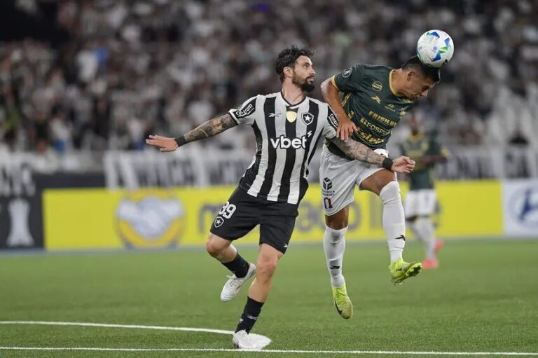 Carabobo x Botafogo: onde assistir ao vivo, horário e escalações pela Libertadores