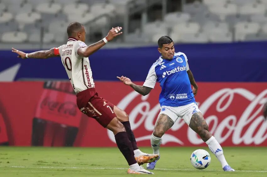 Mushuc Runa x Cruzeiro – Onde assistir ao vivo, horário, prováveis escalações e análise do duelo da Sul-Americana 2025
